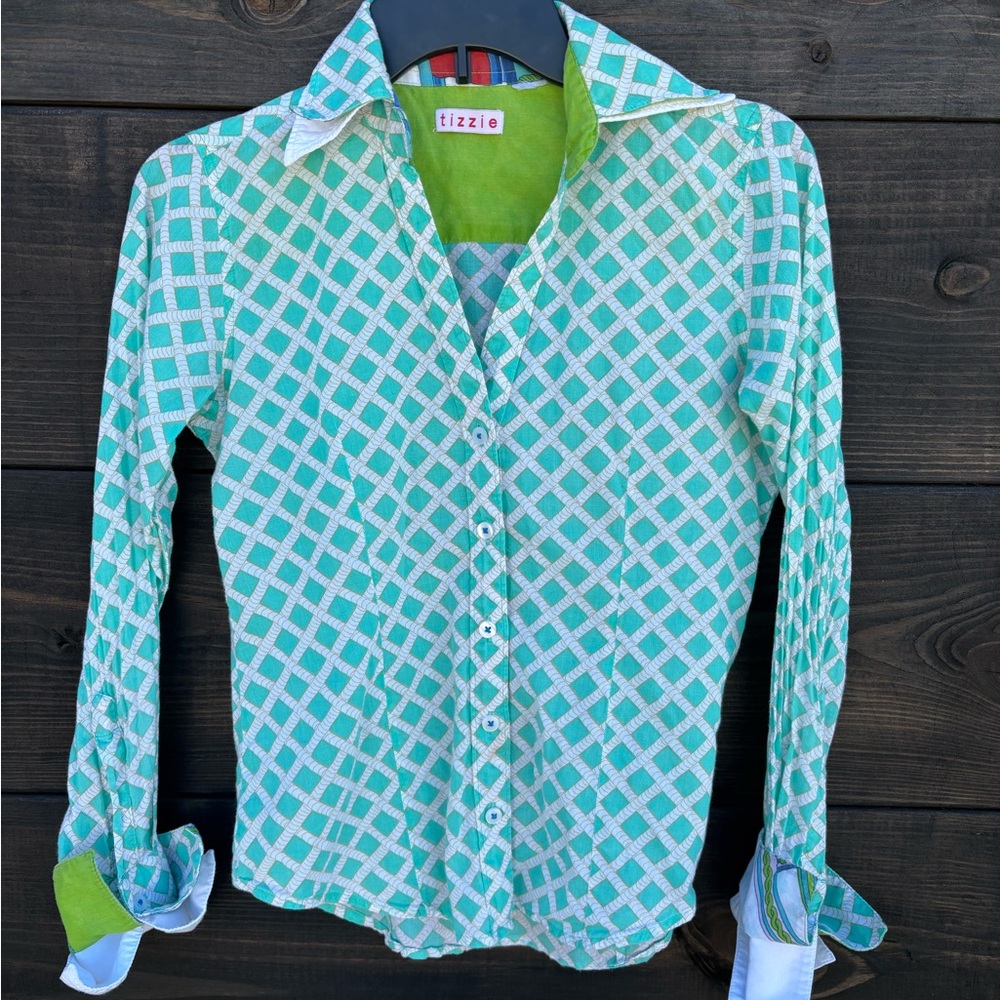 Lizzie Green and White Geometric Button-Up Shirt